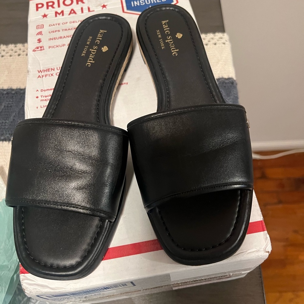 Kate spade sandals in good condition